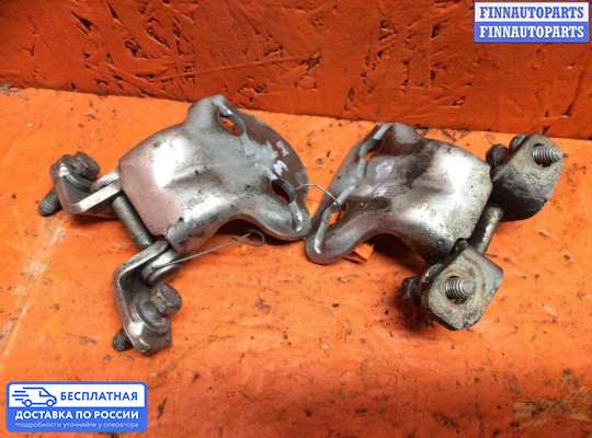 Петля двери на Mitsubishi Carisma
