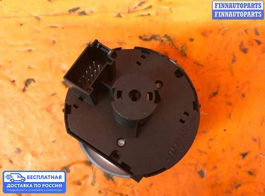 Переключатель света на Skoda Octavia (1Z, A5)