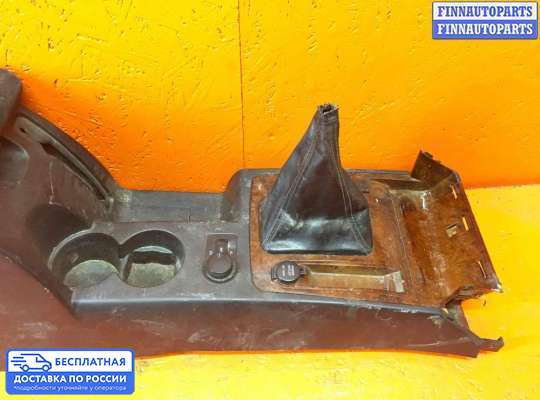 Подлокотник на Hyundai Terracan