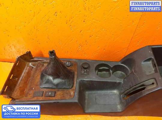 Подлокотник на Hyundai Terracan