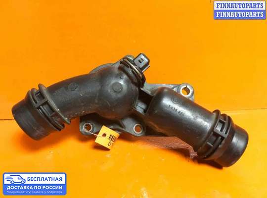 Корпус термостата на BMW 7 (E38)