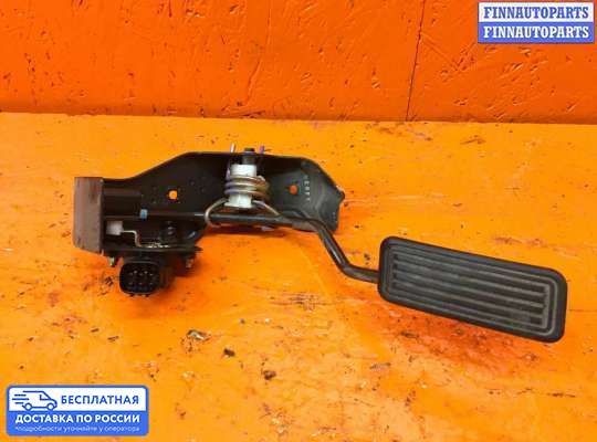 Педальный узел (педаль) на Toyota Avensis II (T250)