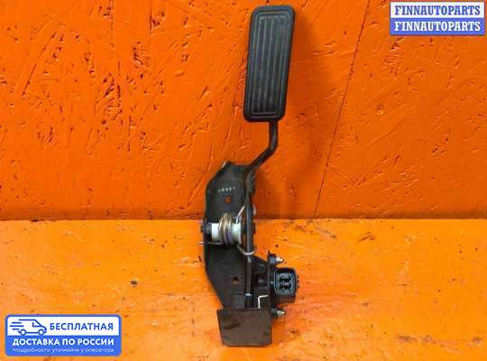 Педальный узел (педаль) на Toyota Avensis II (T250)
