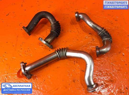 Патрубок (трубка, шланг) на Volkswagen Passat B7 (36)