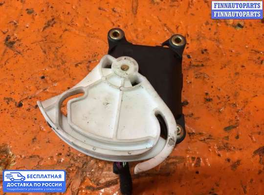 Моторчик заслонки печки на Volkswagen Passat B5+ (3B, GP)