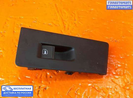 Кнопки стеклоподьемника на Volkswagen Passat B7 (36)