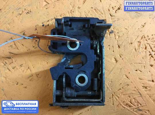 Замок боковой двери на Volkswagen Passat B3 (35i)