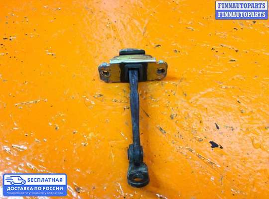 Ограничитель двери на Hyundai Terracan