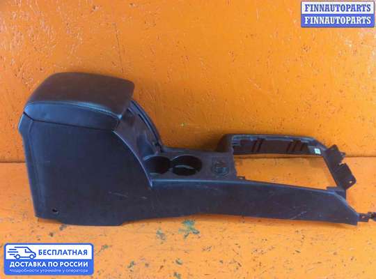 Подлокотник на Hyundai Terracan