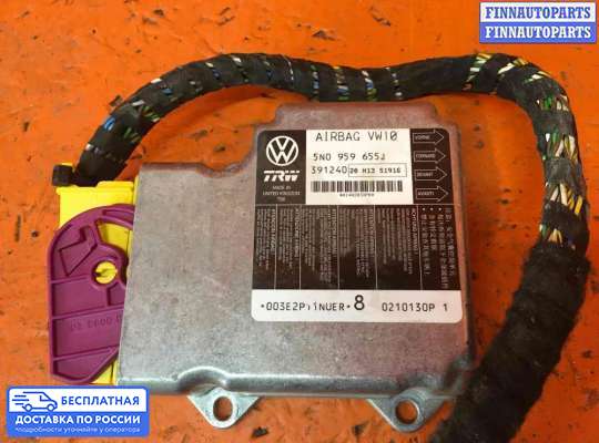 ЭБУ AIRBAG (электронный блок управления подушками безопасности) на Volkswagen Passat B7 (36)