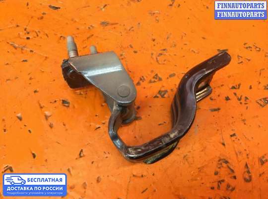 Петля крышки багажника на Volkswagen Passat B6 (3C)