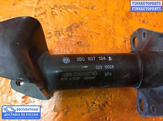 Кронштейн бампера на Volkswagen Passat B5 (3B)