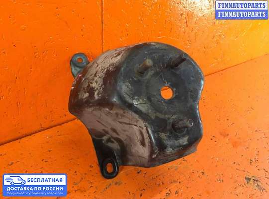 Кронштейн запасного колеса на Jeep Cherokee II / Liberty (KJ)