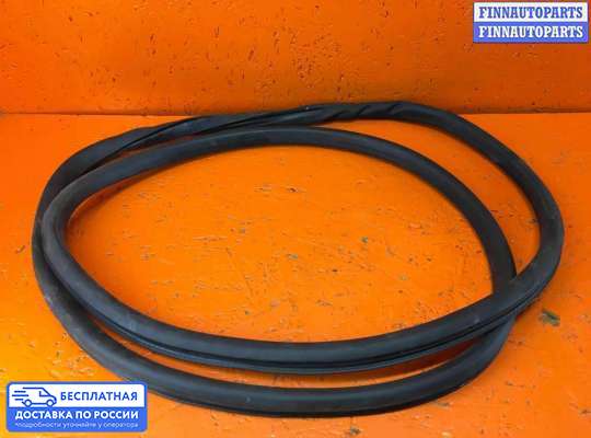 Уплотнитель двери на Volkswagen Passat B6 (3C)