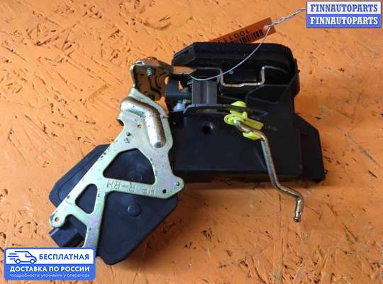 Замок боковой двери на Hyundai Terracan
