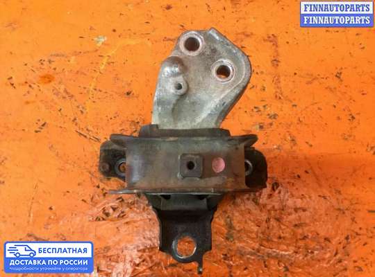 Подушка ДВС на Toyota Yaris Verso