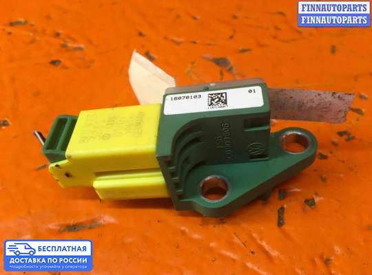 Датчик удара (Airbag) на Volkswagen Passat B6 (3C)