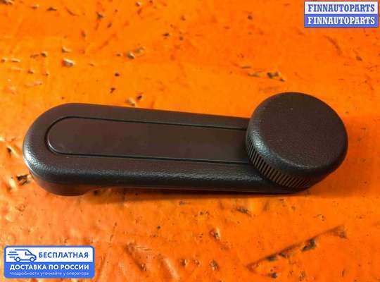 Ручка стеклоподъемника на Toyota Yaris Verso