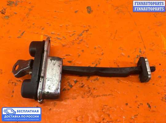 Ограничитель двери на Hyundai i40
