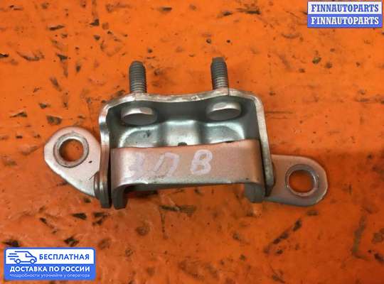 Петля двери на Toyota Camry XV30
