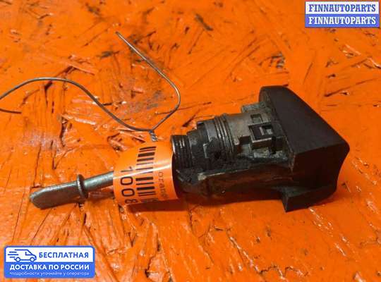 Личинка дверного замка на Volkswagen Touran I (1T)