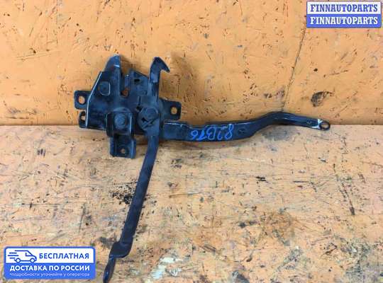 Замок капота на Hyundai Terracan