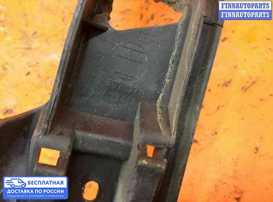 Кронштейн бампера на Volkswagen Touran I (1T)