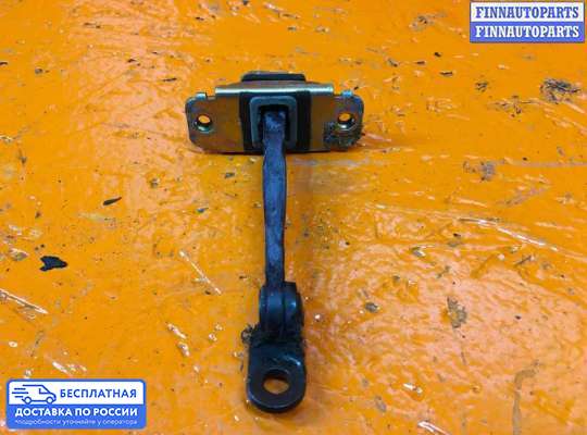 Ограничитель двери на Hyundai Terracan