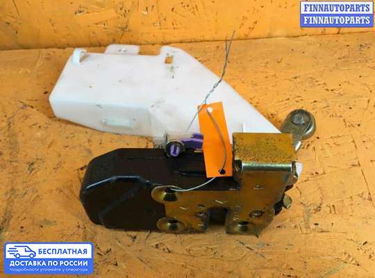 Замок боковой двери на Jeep Cherokee II / Liberty (KJ)