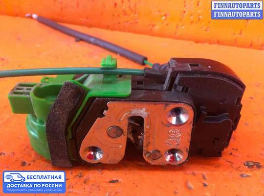 Замок боковой двери на Hyundai i40