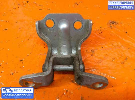 Петля двери на Hyundai Terracan