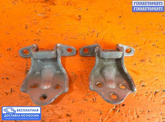 Петля двери на Hyundai Terracan