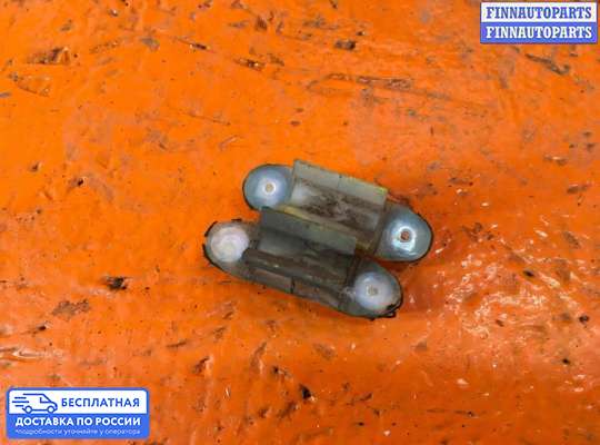 Кронштейн бампера на Hyundai Tucson I (JM)