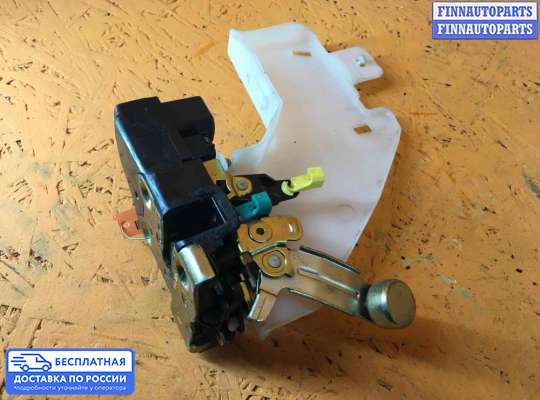Замок боковой двери на Jeep Cherokee II / Liberty (KJ)