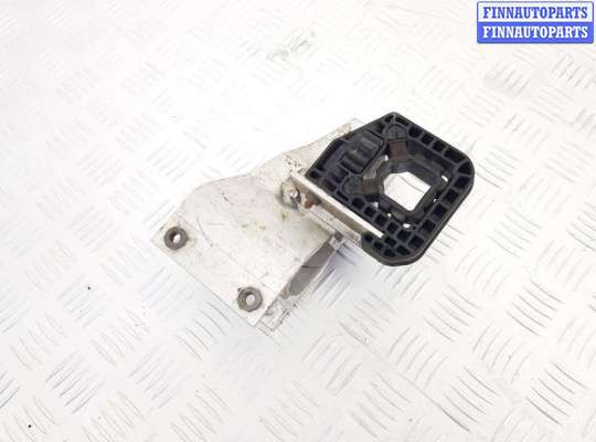 купить Кронштейн радиатора на BMW X3 G01