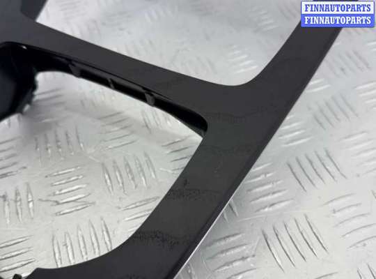 купить Консоль салона (кулисная часть) на Mercedes E W213