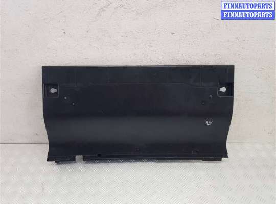 Пластик багажника MB1195702 на Mercedes C W205