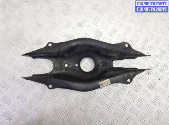 купить Рычаг задний правый на Mercedes C W205