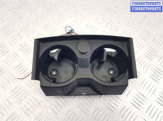 Подстаканник BM3256112 на BMW 5 G30/G31