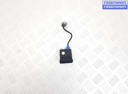 купить Разъем AUX / USB на KIA Stinger