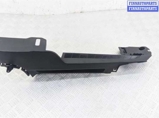 Направляющая шторки багажника (салазки) BM2772358 на BMW 5 G30/G31