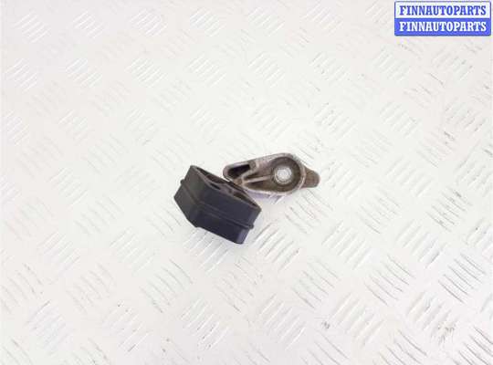 купить Кронштейн глушителя на BMW X7 G07