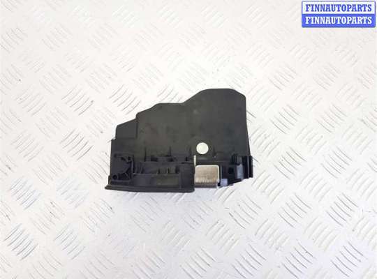 Замок боковой двери на BMW 3 (F30/F31)