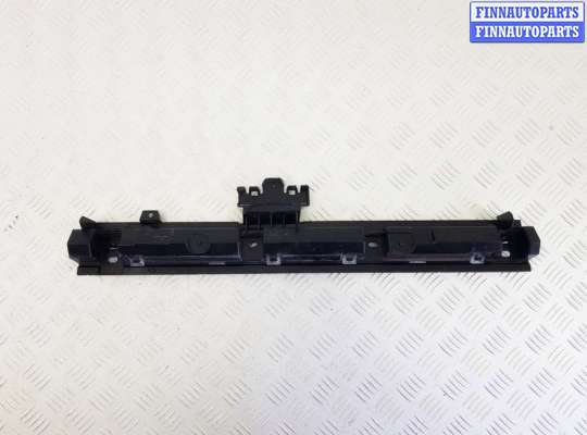 Кронштейн крепления порога BM3596173 на BMW 4 G26