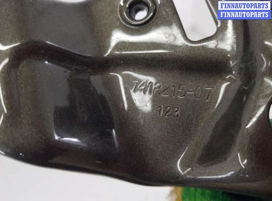 Кронштейн крепления крыла на BMW X5 (G05)