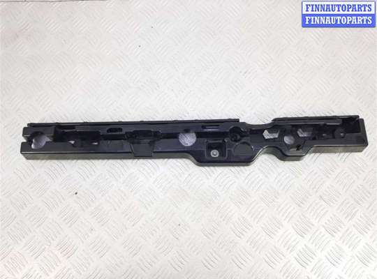 Кронштейн крепления порога BM2527465 на BMW 5 G30/G31
