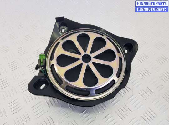 Сабвуфер MB1658156 на Mercedes C W205