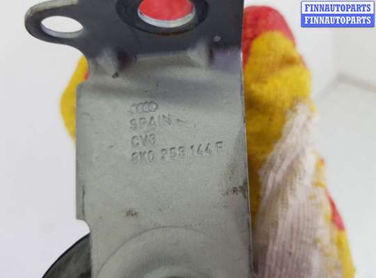 купить Кронштейн глушителя на Porsche Macan