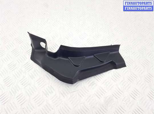Водосток крышки багажника левый BM3084351 на BMW X5 G05