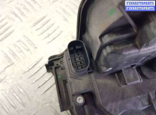 купить Замок двери задней правой на BMW 5 G30/G31